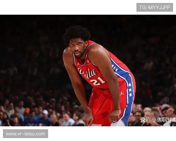 小里弗斯指出76人竞争力关键在恩比德角色定位，马克西已显巨星相